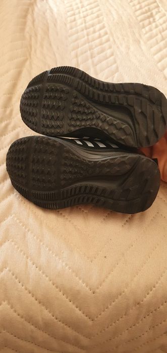 Нови Маратонки за момче