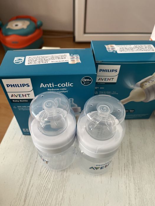 Set 4 biberoane Philips Avent