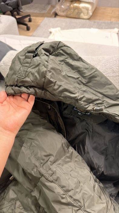 Продам Зимнюю куртку