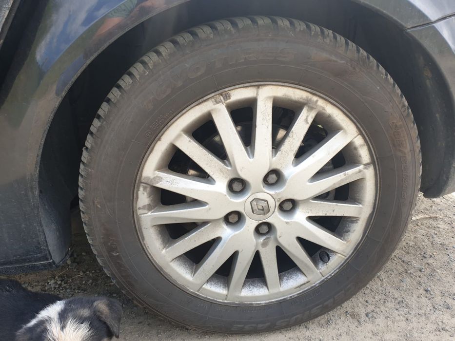 Jante laguna 2 cu cauciucuri in stare perfecta