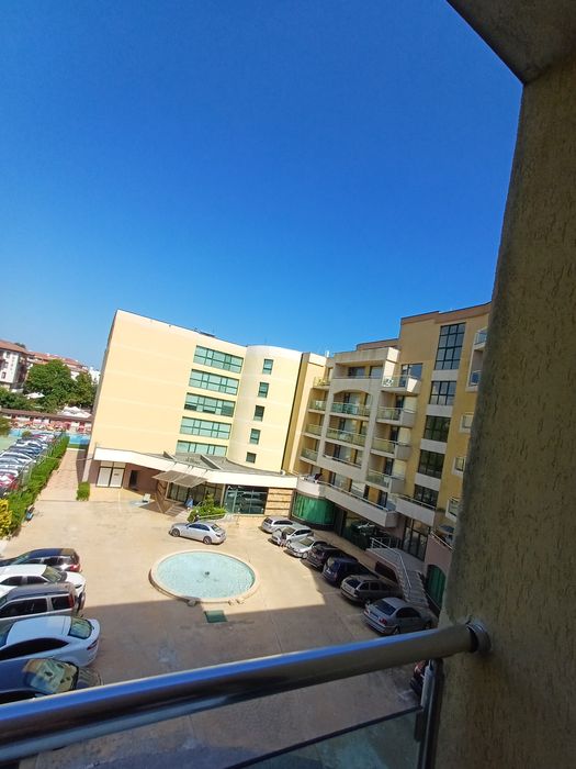 Дава се под наем Едностаен апартамент в к.к. Св.Св. Константин и Елена - 65 кв.м за 400 € - Снимка #8