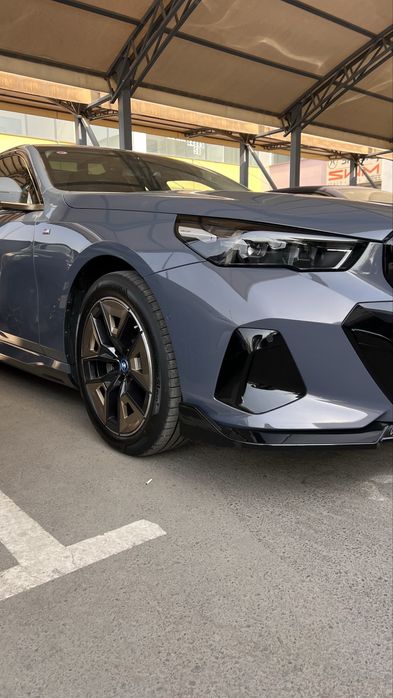 BMW i5 35L srochniy sotiladi