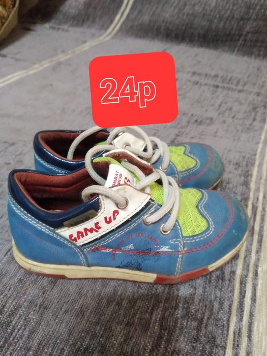 Продам обувь детскую