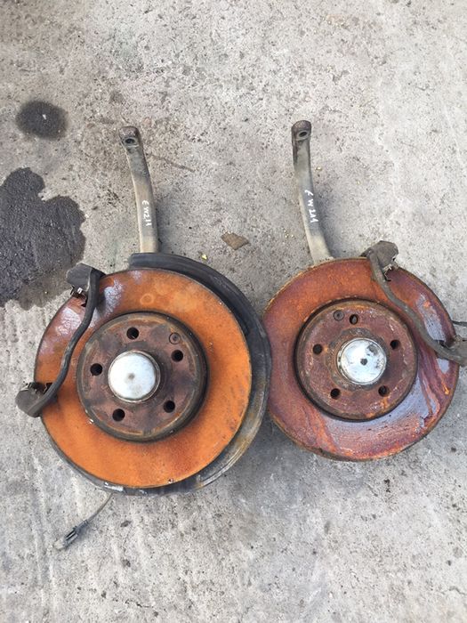 Fuzete Fata St/Dr Mercedes E W211 Pret 250 lei buc