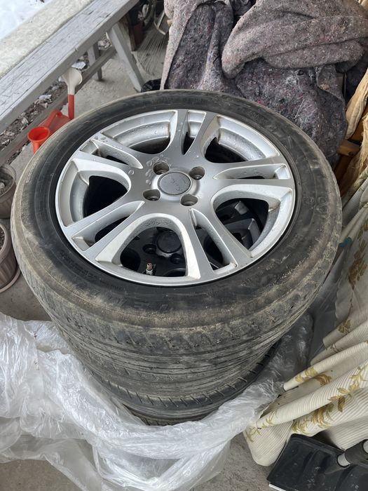 Продам диски с резиной 4*100