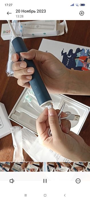 Электронная зубная щетка