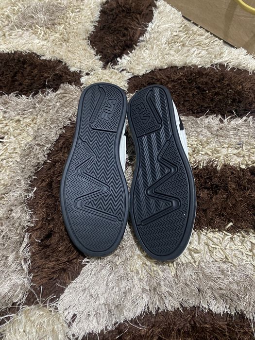 Vand adidasi FILA noi nouti