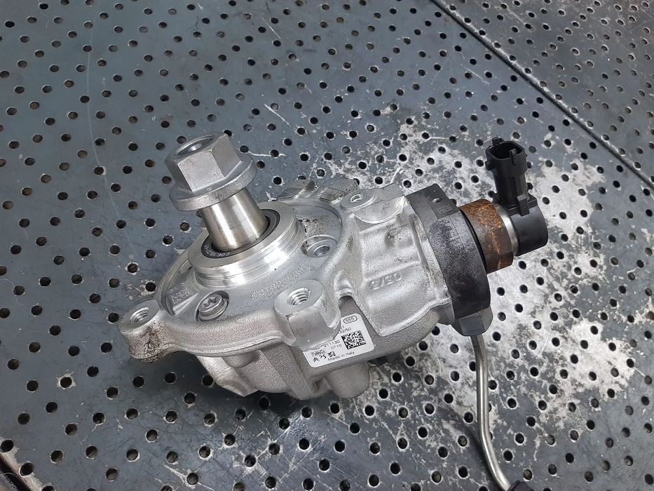 pompa inalta 1.5cdti  yh01 opel vivaro c  citroen jumper  0445010761