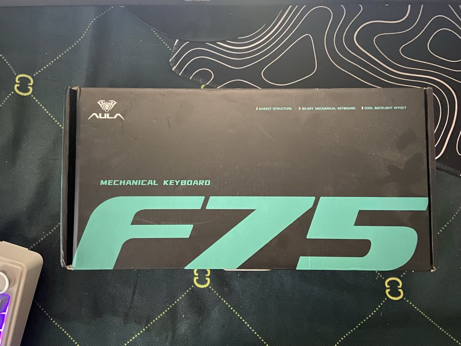 продам AULA F75