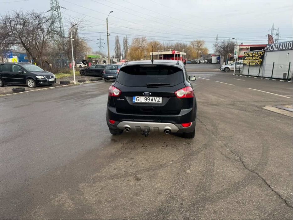 Ford Kuga 2.0 TDCI 163 CP Automata 4x4 2012-întretinută