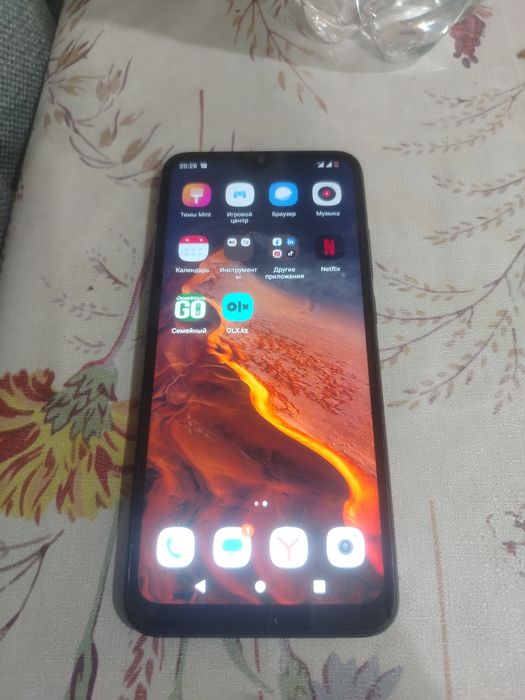 Продам телефон Poco C51