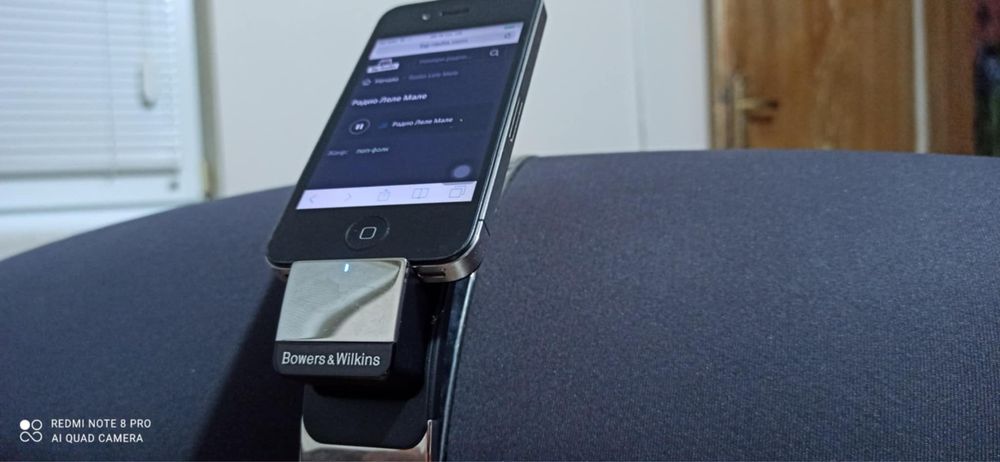 Bowers and wilkins zeppelin wireless високоговорител