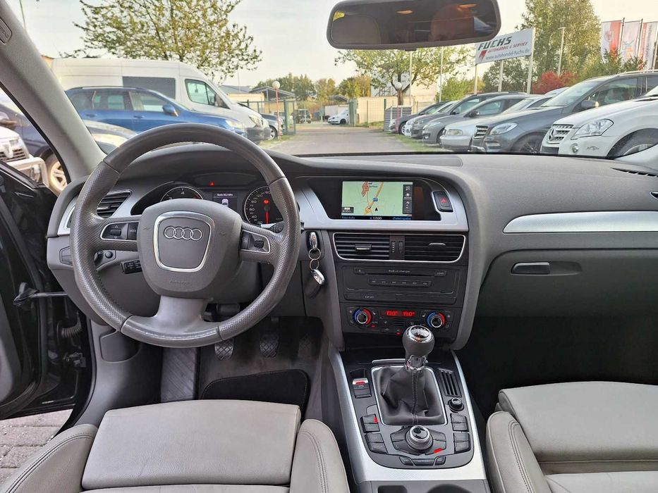 ауди а4 б8  2.0тди ксенон нави босе  кожа