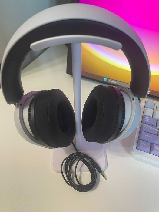 Слушалки Sony INZONE H3 + стойка и DAC