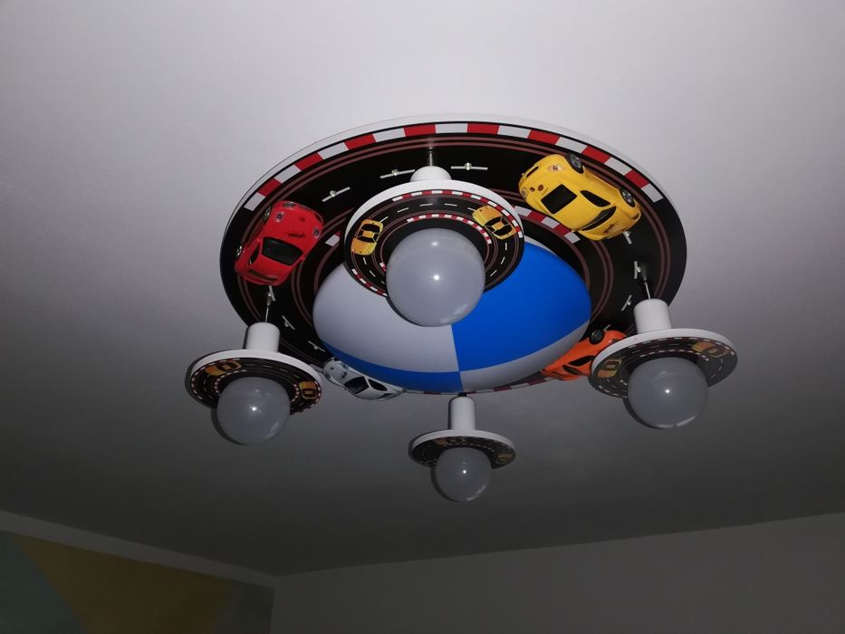 Aplică/lustră circuit mașini