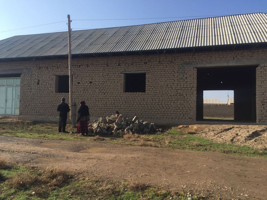 2 ta Uy-uchastka qurilishi tugallanmagan