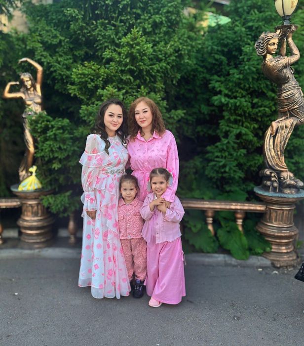 Продается нарядное платье