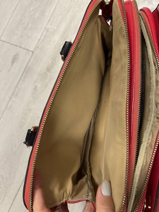 Дамска чанта