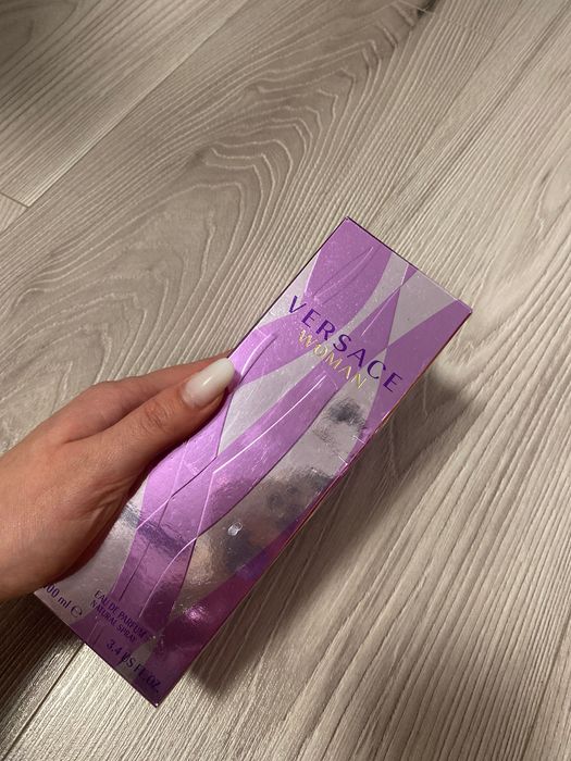 Parfum damă , Versace women 100ml nou . Nu a fost utilizat niciodată