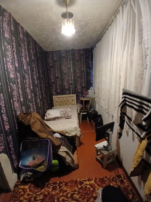 Продаётся 1/1/5  Мирзо-Улугбекский район массив Феруза