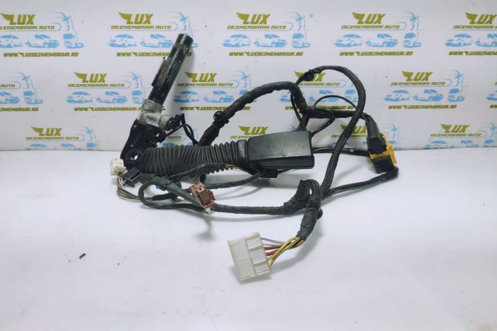 Pretensioner dreapta fata 563067417c BMW Seria 7 E65/E66 seria