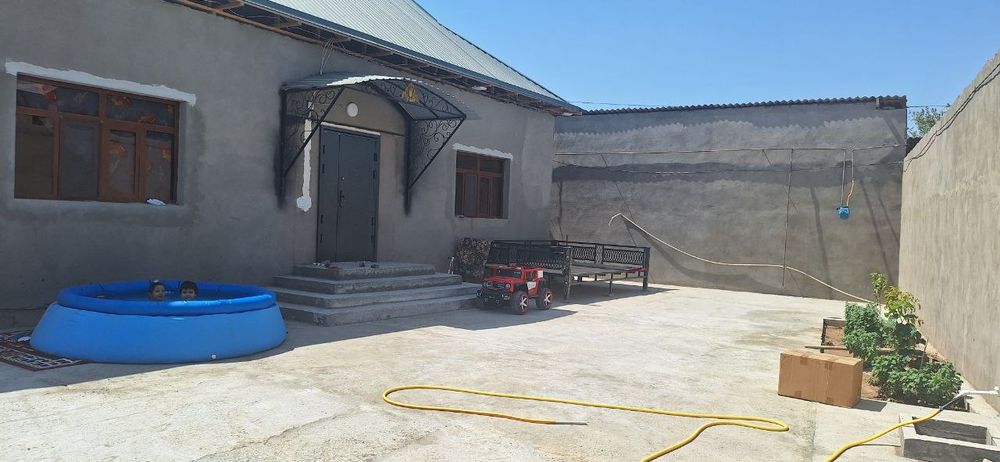 Serenada tuyxonasi orqa tomonida pyatida xovli yangi qurilgan  930.000