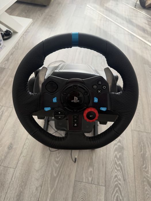 Volan Logitech Driving Force G29+stand!