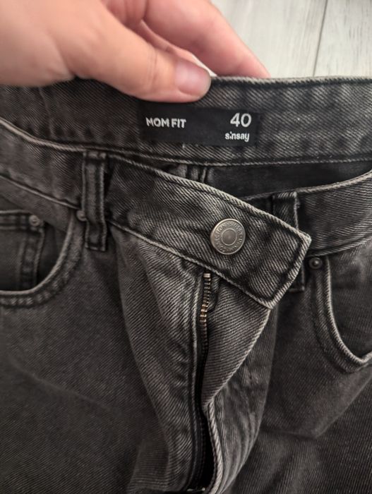 Vand 2 perechi de blugi Mom fit