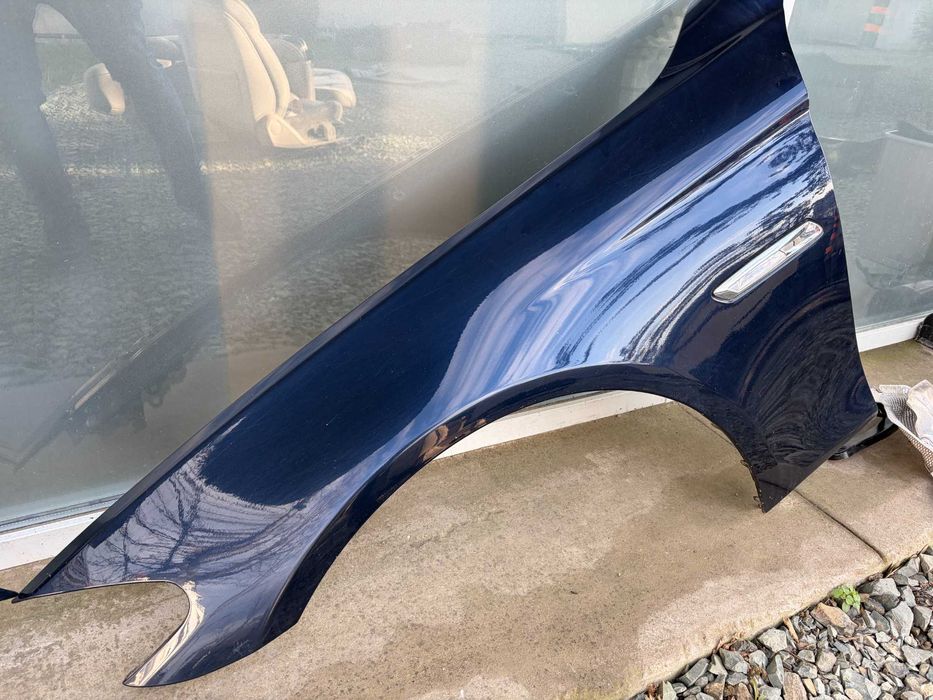 Aripa / Aripi Stanga Dreapta BMW Seria 5 F10 F11 Culoare A89