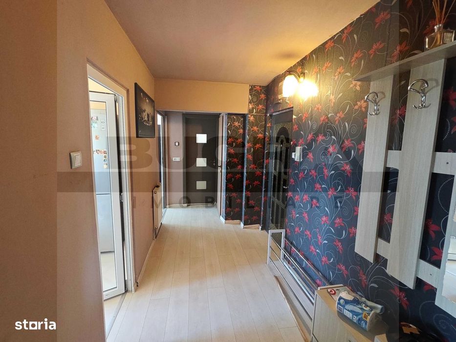 Apartament 2 camere, 52 mp, decomandat, etaj intermediar, zona OMW — fotografia 3