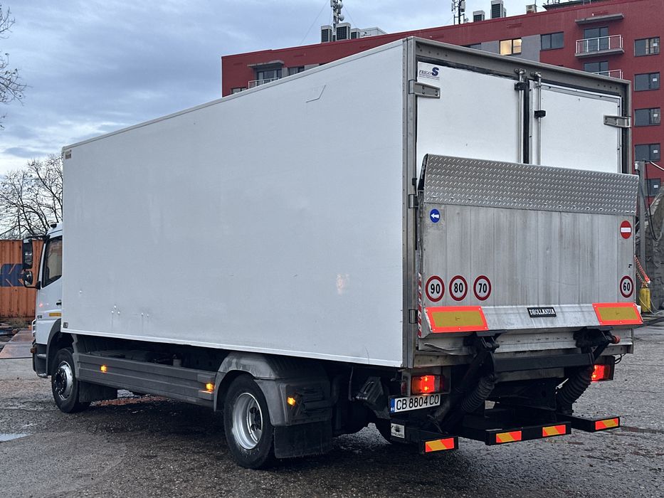 Фургон термоизолиран с агрегат 7.10м / 2.45 / 2.20