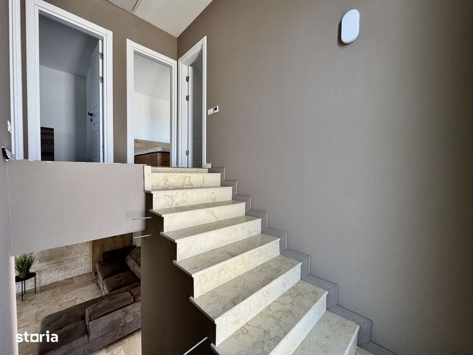 Casa 5 Camere P+1 | Teren 250mp | 2 Locuri Parcare | 125000e luna asta