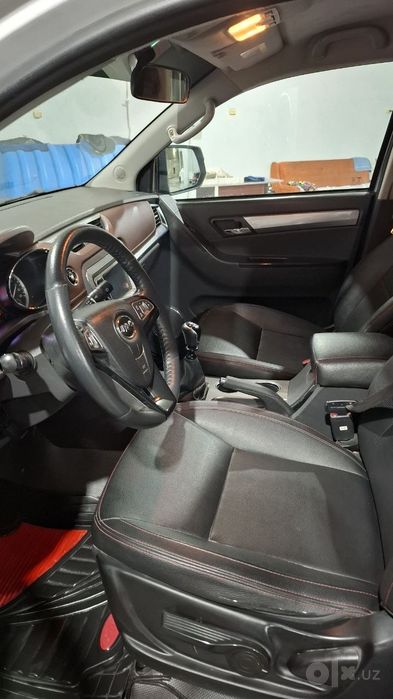 Jac T6 srochni sotiladi