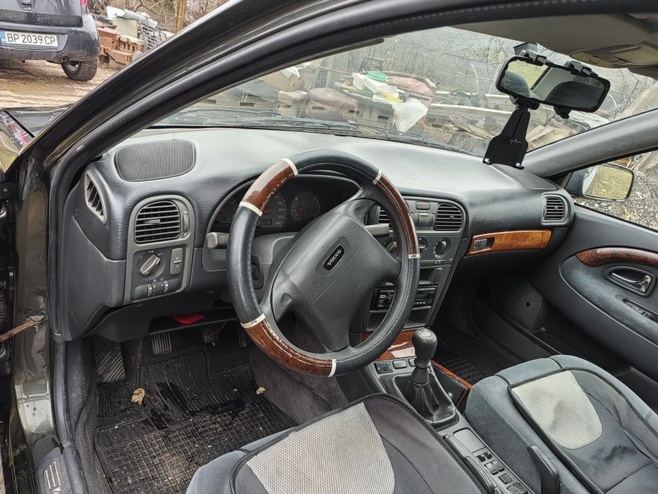 Волво с40, бензин / метан