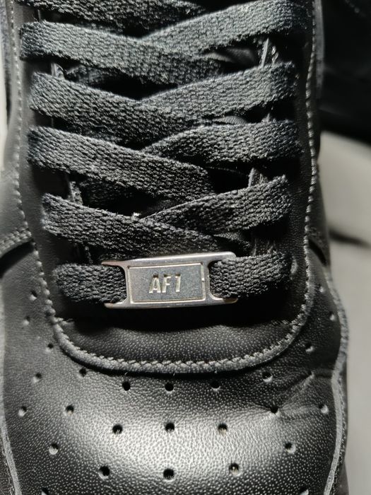 Black Nike Air Force 1