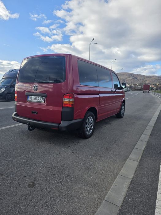 Vw transporter t5 9 locuri