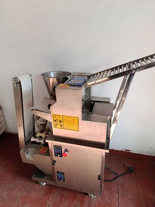 Чучвара пельмень ишлаб чикарадиган аппарат