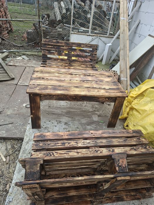 Пейки и маса от палети ,