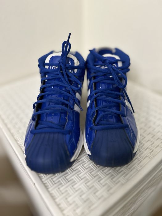 Кроссовки Adidas -оригинал. Новые.40 размер.