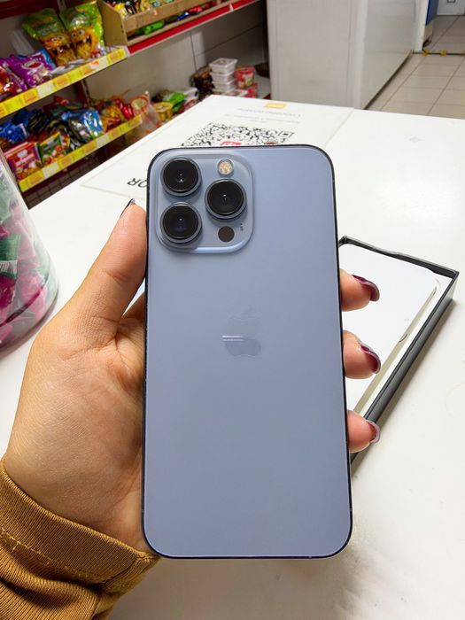 Прдам iPhone 13Pro 256GB Голубой (Оригинал)
