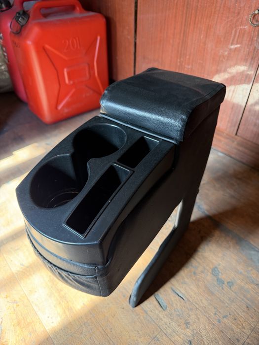 Подлокотник универсальный