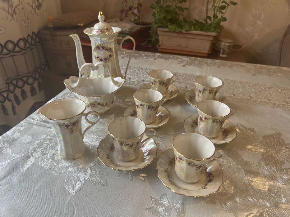 Чайный сервиз на 6 персон