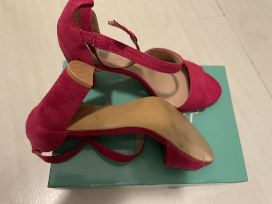 Sandale fuchsia noi piele ecologica nr. 38