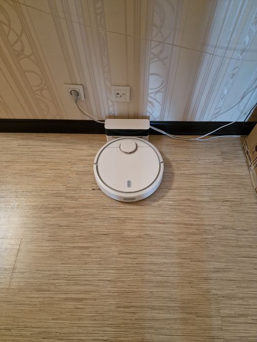 Робот пылесос MI