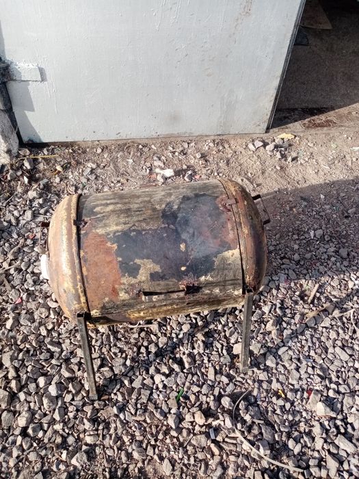 Прадаю мангал очень удобный