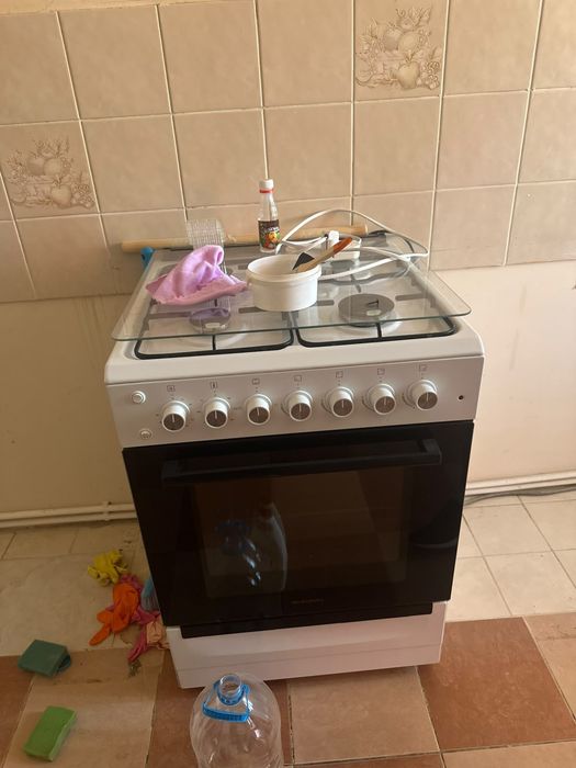 Газовая плита SHIVAKI 60см