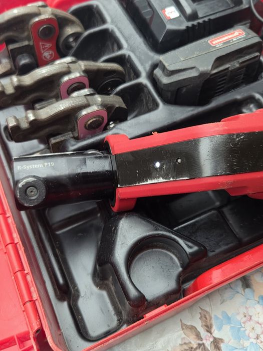 Акумулаторна радиална преса ROTHENBERGER ROMAX Compact TT