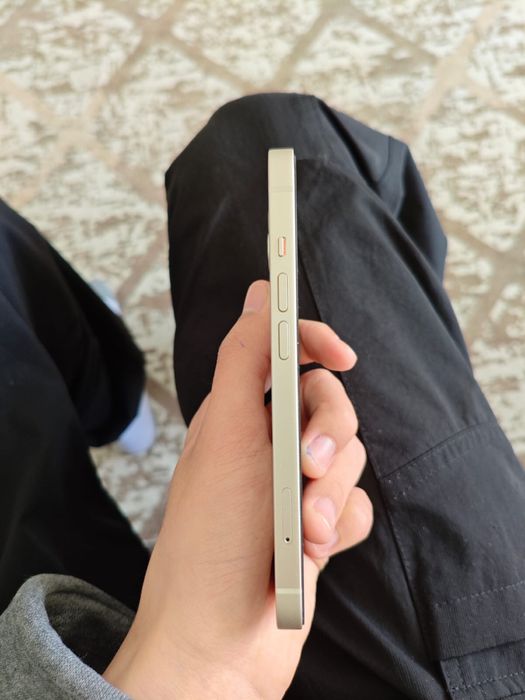 iPhone 13 / 128g
