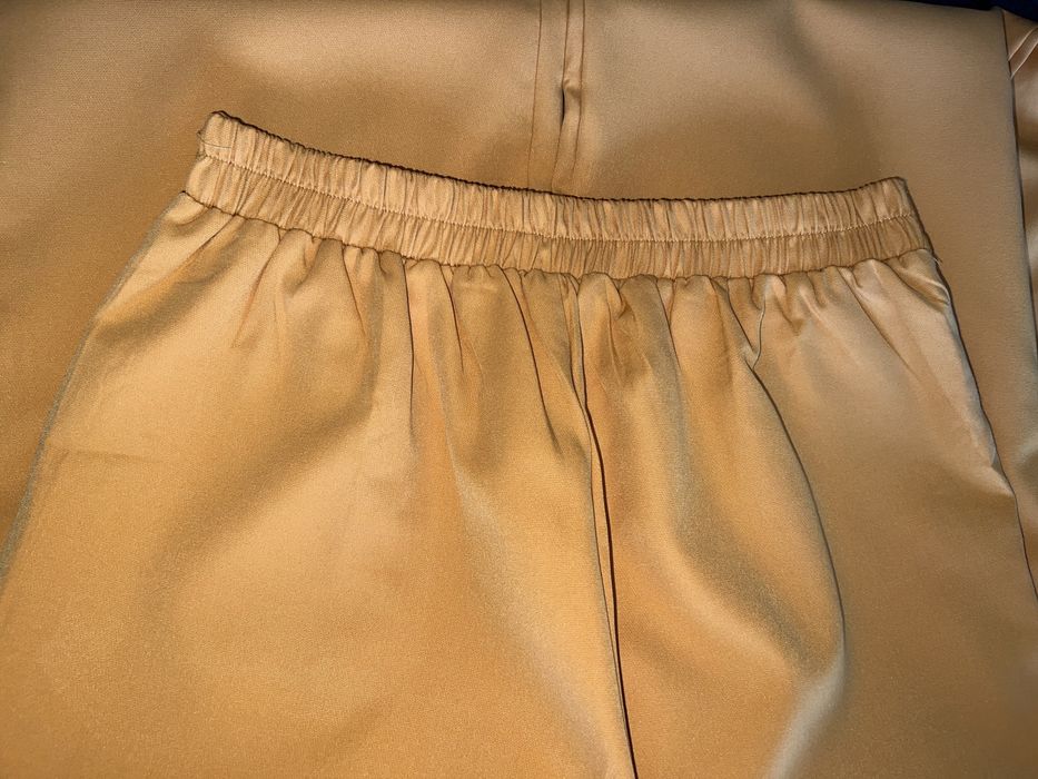 НОВ! Елегантен панталон S-M размер