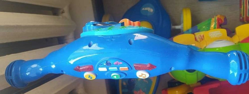 Музыкальные самокат и гараж и другие игрушки оптом, отличное состояние
